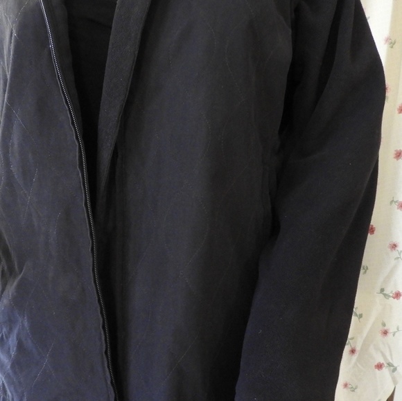 Size L Page & Tuttle Black Coat - Picture 5 of 6